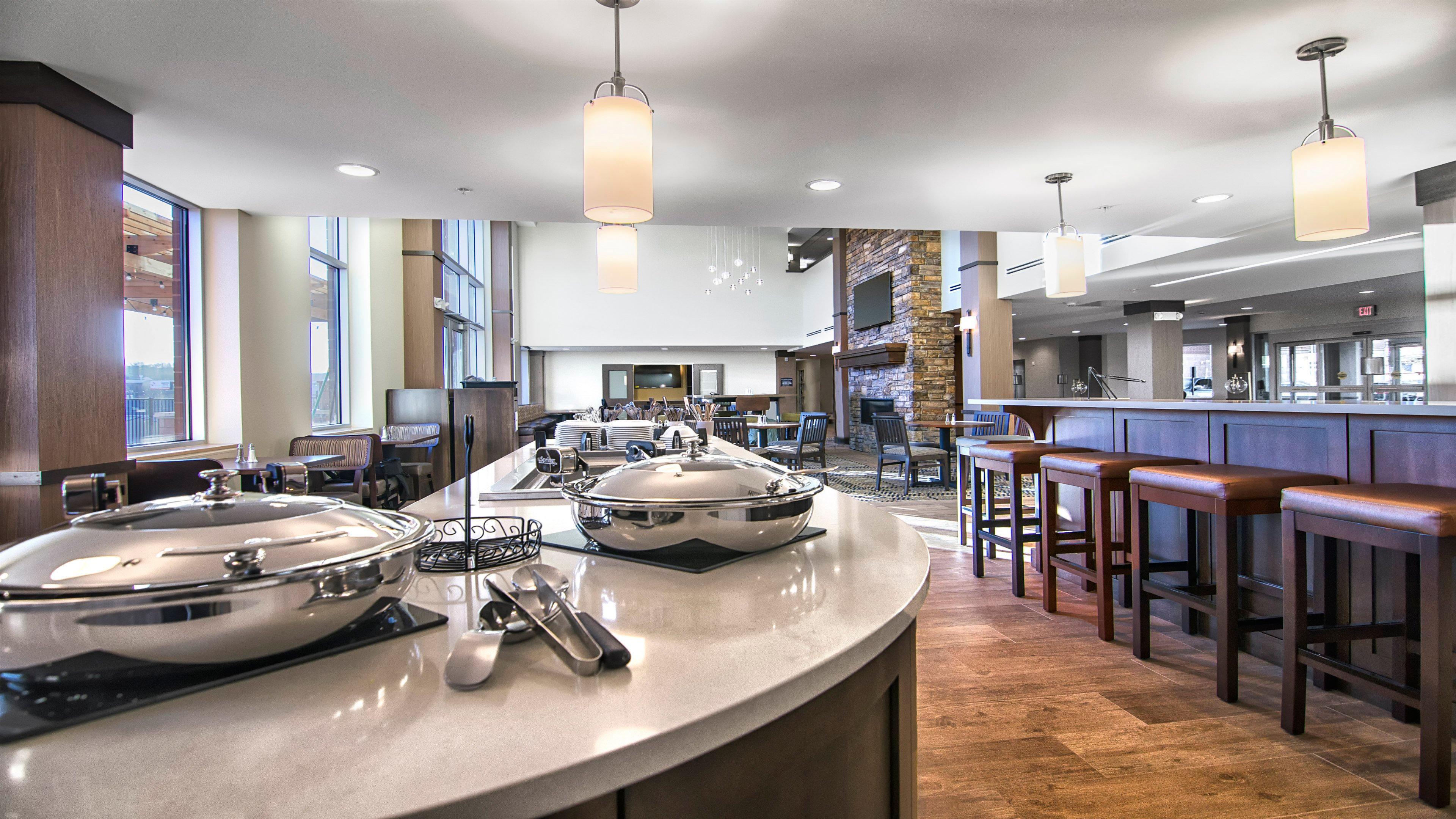 Staybridge Suites Marquette By Ihg Esterno foto