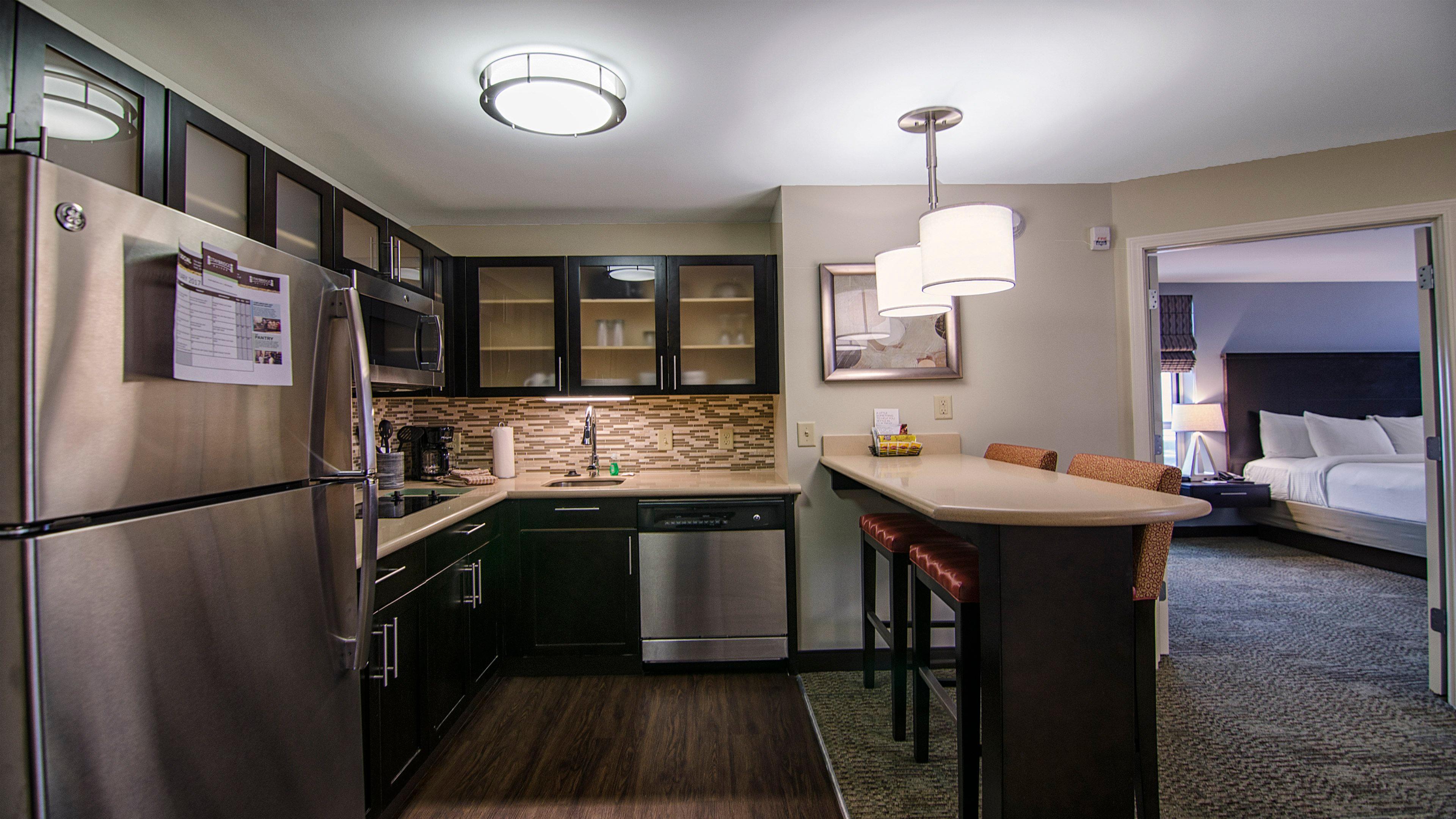 Staybridge Suites Marquette By Ihg Esterno foto